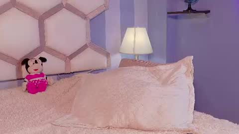 candyrisex online show from July 2026 06:32:02 PM