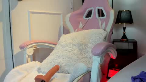 Snapshot of candyrose__ chatting on June 2026 12:05:02 PM candyrose__ online show from June 2026 12:05:02 PM
