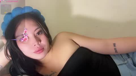 Snapshot of candysweetcum_ chatting on June 2026 06:43:02 AM CALL ME SAM online show from June 2026 06:43:02 AM