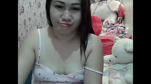Snapshot of candyyonah03 chatting on April 2026 09:17:02 PM candyyonah03 online show from April 2026 09:17:02 PM
