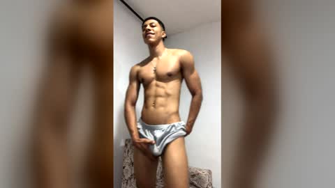 Snapshot of canelapasion444 chatting on May 2026 02:40:01 AM Ivan online show from May 2026 02:40:01 AM
