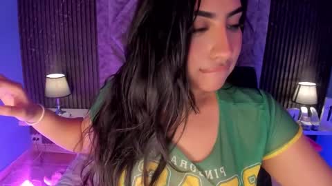 GABRIELA LOPEZ online show from November 2025 05:39:01 AM