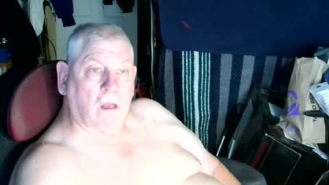 canoelicker69 online show from August 2026 07:12:02 PM