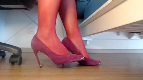 Snapshot of caolau chatting on September 2025 02:04:01 AM Miss Di online show from September 2025 02:04:01 AM