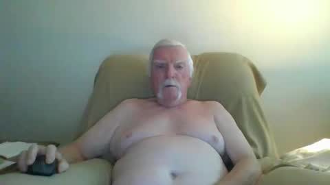 Snapshot of capecod21 chatting on December 2024 07:22:01 PM capecod21 online show from December 2024 07:22:01 PM