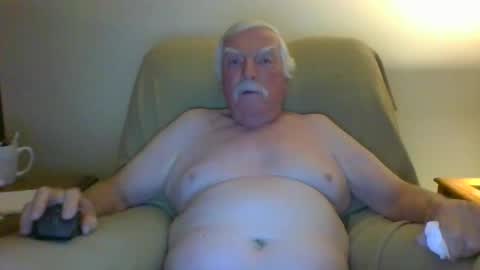 Snapshot of capecod21 chatting on November 2025 12:04:02 PM capecod21 online show from November 2025 12:04:02 PM