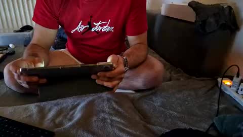 capoo24 online show from December 2024 02:03:02 AM