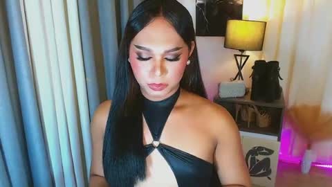 Snapshot of caprize_diva chatting on July 2026 02:25:02 AM caprize_diva online show from July 2026 02:25:02 AM