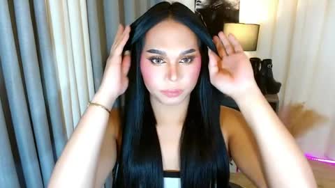 Snapshot of caprize_diva chatting on July 2026 02:18:02 AM caprize_diva online show from July 2026 02:18:02 AM