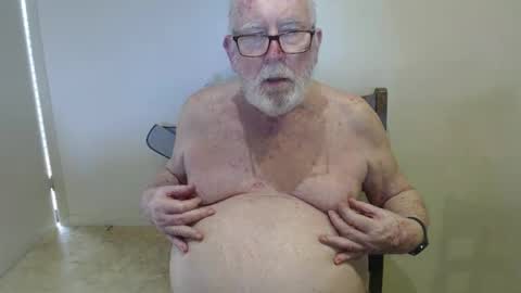 Snapshot of capt5105 chatting on January 2025 11:39:02 PM capt5105 online show from January 2025 11:39:02 PM