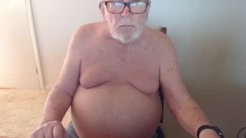 Snapshot of capt5105 chatting on February 2025 04:50:01 AM capt5105 online show from February 2025 04:50:01 AM