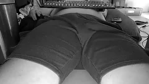 Snapshot of captain_fatcock chatting on May 2026 09:06:01 AM captain_fatcock online show from May 2026 09:06:01 AM