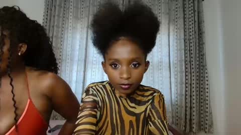 Snapshot of carababey chatting on February 2025 09:27:01 AM carababey online show from February 2025 09:27:01 AM