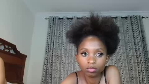 Snapshot of carababey chatting on February 2025 02:53:01 AM carababey online show from February 2025 02:53:01 AM