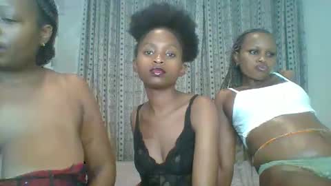 Snapshot of carababey chatting on March 2025 05:02:01 PM carababey online show from March 2025 05:02:01 PM