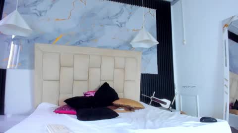 Cara  online show from February 2026 02:38:01 PM