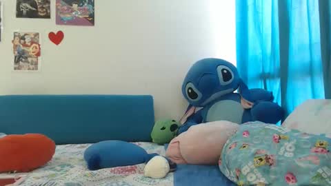 Snapshot of caramel_doll_ chatting on March 2026 01:23:02 PM ing online show from March 2026 01:23:02 PM