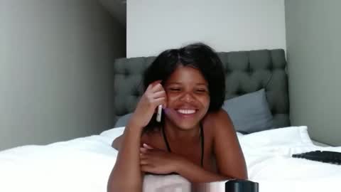 Snapshot of caramelbbe chatting on March 2025 09:07:02 PM fifi online show from March 2025 09:07:02 PM