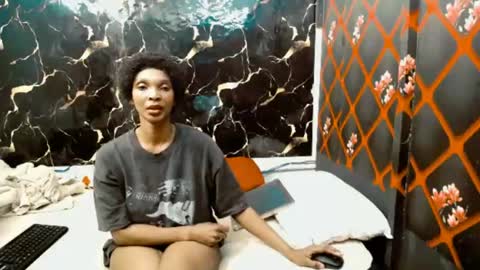caramelminxx_ online show from July 2026 07:32:02 AM