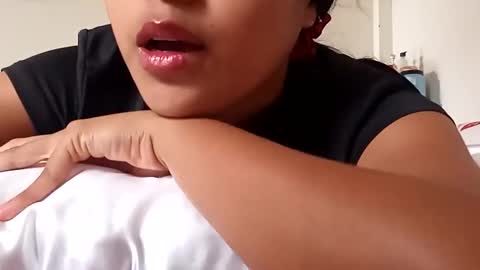 caramelo567285 online show from May 2026 12:32:02 PM