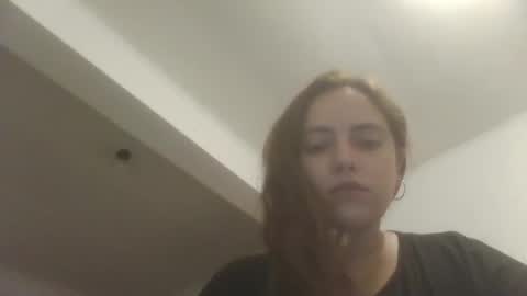 Snapshot of caravibugue chatting on December 2024 02:01:02 AM caravibugue online show from December 2024 02:01:02 AM