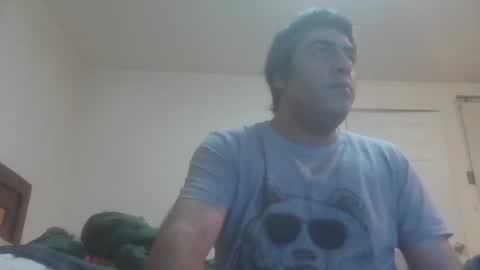 Snapshot of caravibugue chatting on October 2025 01:17:02 AM caravibugue online show from October 2025 01:17:02 AM