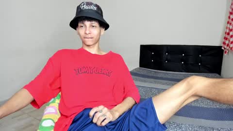 Carlos and Cristian  online show from January 2025 05:15:02 AM