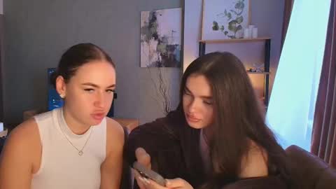 Snapshot of caressyourself chatting on November 2025 07:42:02 AM caressyourself online show from November 2025 07:42:02 AM