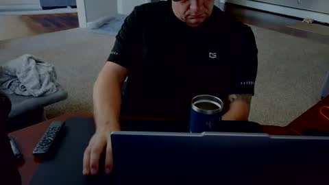 Snapshot of carguy4fun chatting on May 2026 06:09:01 PM carcouple4fun online show from May 2026 06:09:01 PM