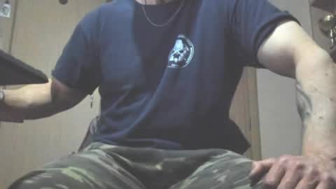 Snapshot of carin_the_body chatting on May 2026 08:58:01 PM Laz online show from May 2026 08:58:01 PM