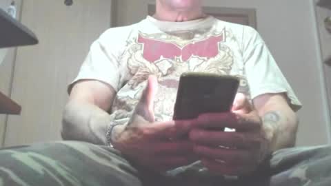 Snapshot of carin_the_body chatting on May 2026 06:27:01 PM Laz online show from May 2026 06:27:01 PM