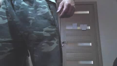 Snapshot of carin_the_body chatting on May 2026 06:32:01 AM Laz online show from May 2026 06:32:01 AM