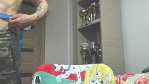 Snapshot of carin_the_body chatting on May 2026 11:46:02 PM Laz online show from May 2026 11:46:02 PM