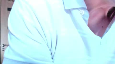 Snapshot of carin_the_body chatting on May 2026 01:29:02 PM Laz online show from May 2026 01:29:02 PM