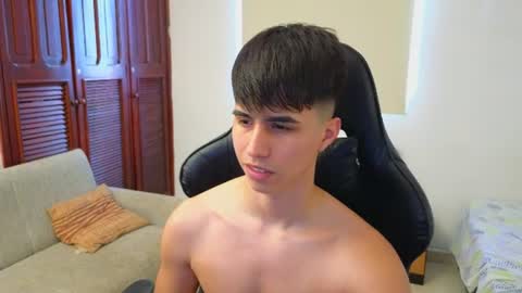 carl_dixon online show from July 2026 08:00:02 PM