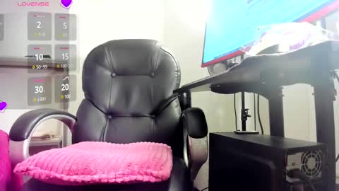 carla and robert online show from February 2025 10:45:01 PM