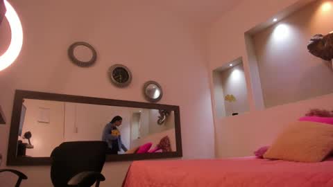 carla and robert online show from February 2025 12:30:01 AM