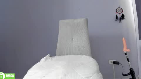 Carla online show from March 2025 05:17:02 PM