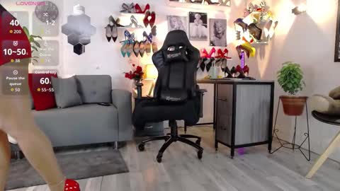 Carla independent model    online show from March 2026 05:13:01 AM