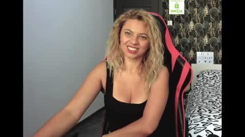 Snapshot of carlastacefun chatting on July 2026 04:38:01 AM CarlaStaceFun online show from July 2026 04:38:01 AM