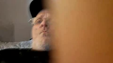 carlgroff06 online show from November 2025 06:20:02 PM