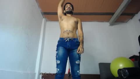 carlo yates  thx for help me to reach 100 thumps up online show from September 2025 12:26:01 PM