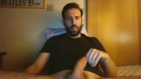Snapshot of carlosenormeee22 chatting on May 2026 11:33:02 PM Carlos Enorme online show from May 2026 11:33:02 PM