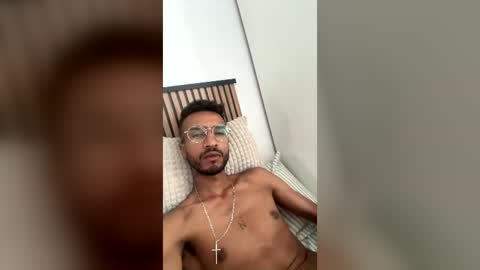 carlosfrodrigues1994 online show from June 2026 11:45:01 AM