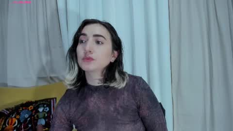 Snapshot of carly_grasso chatting on June 2026 03:23:02 PM carly grasso online show from June 2026 03:23:02 PM