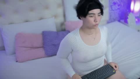 Snapshot of carly_lopez18 chatting on April 2026 03:45:02 AM carly_lopez18 online show from April 2026 03:45:02 AM