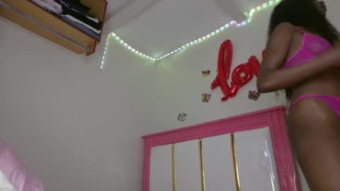 Snapshot of carlysinx chatting on February 2026 01:54:01 PM CarlyIndependent Model online show from February 2026 01:54:01 PM