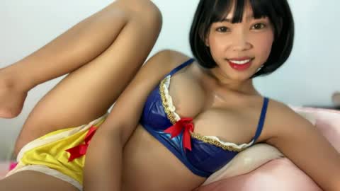 Snapshot of carmelasexmachinex chatting on June 2026 03:09:02 AM carmela online show from June 2026 03:09:02 AM
