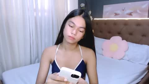 Snapshot of carmella_amethyst chatting on May 2026 04:07:02 AM CARMELLA online show from May 2026 04:07:02 AM