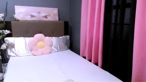 Snapshot of carmella_amethyst chatting on August 2026 09:47:02 AM CARMELLA online show from August 2026 09:47:02 AM
